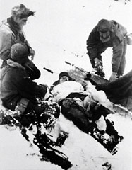 A wounded soldier of the French Battalion 